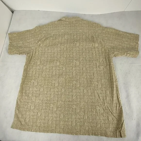L.L. Bean 100% Cotton Tan Short Sleeve Button Down Hawaiian Shirt Size XLT - Picture 2 of 9